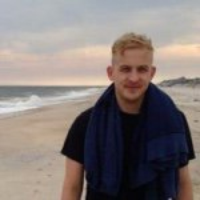 Robin Lord Taylor profile Photo