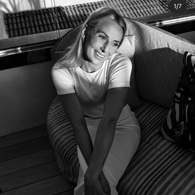 Stina Blackstenius profile Photo