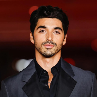 Taylor Zakhar Perez profile Photo