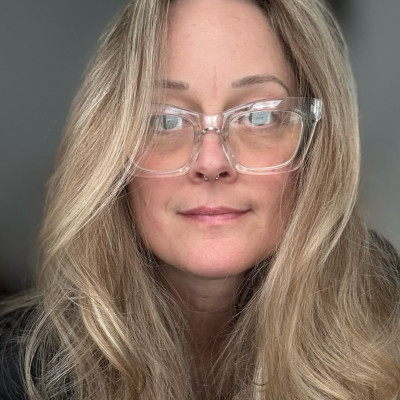 Teri Polo profile Photo