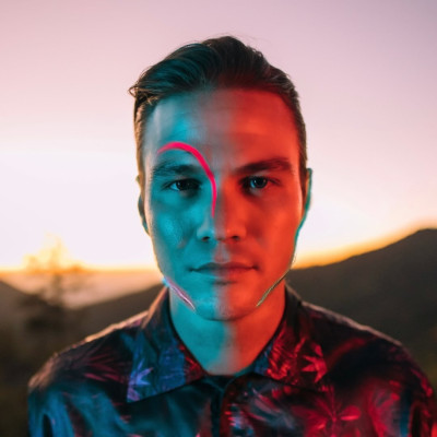 Tilian Pearson profile Photo