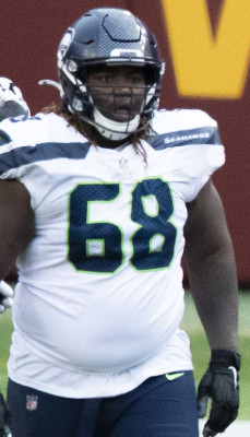 Damien Lewis (American football)