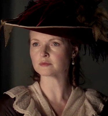 Emma Davies (actress)