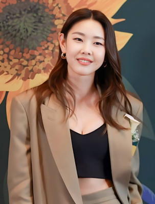 Han Hye-jin (model)