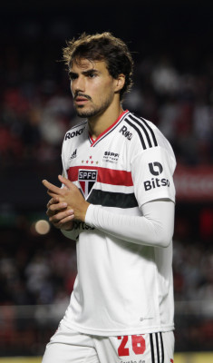 Igor Gomes (footballer, born 1999)