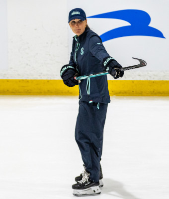 Jessica Campbell (ice hockey)