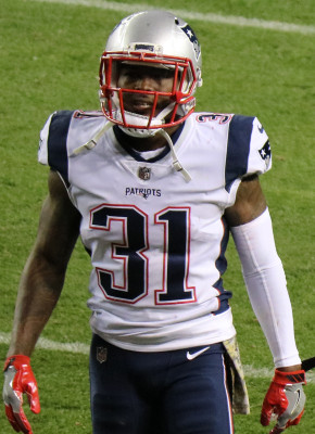 Jonathan Jones (American football)