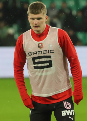 Jordan James (footballer, born 2004)