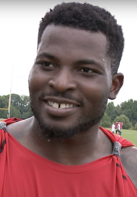 Lorenzo Carter (American football)