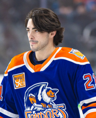 Matthew Savoie (ice hockey)