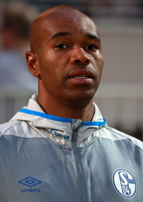 Naldo (footballer, born 1982)