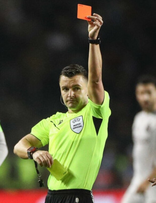 Nick Walsh (referee)