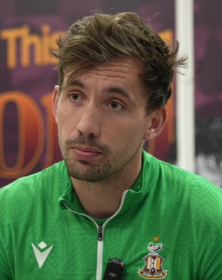 Sam Walker (footballer)