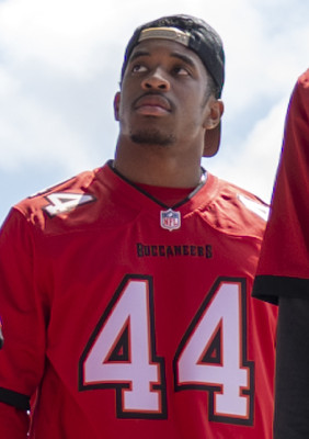 Sean Tucker (American football)