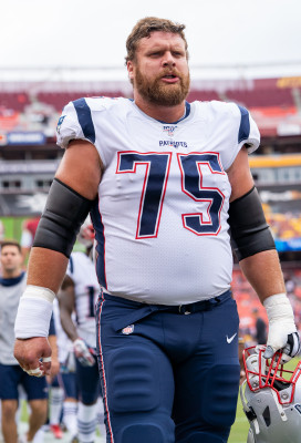 Ted Karras (offensive lineman)