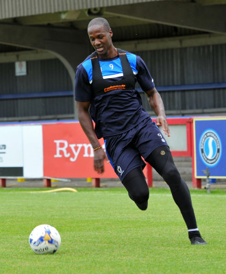 Tom Elliott (footballer, born 1990)