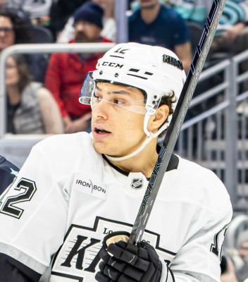 Trevor Moore (ice hockey)