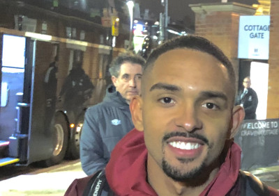 Vitinho (footballer, born July 1999)