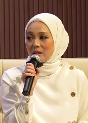 Vivy Yusof