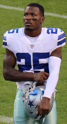 Xavier Woods (American football)