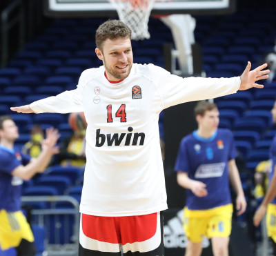 Aleksandar Vezenkov profile Photo