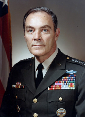 Alexander Haig profile Photo