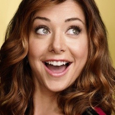 Alyson Hannigan profile Photo