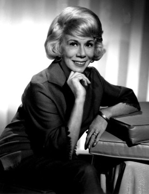 Bea Benaderet profile Photo