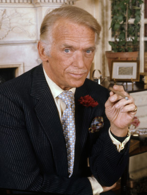 Douglas Fairbanks Jr. profile Photo