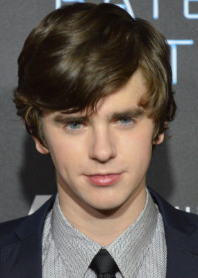Freddie Highmore profile Photo