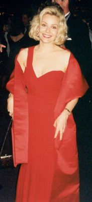 Gail O'Grady profile Photo