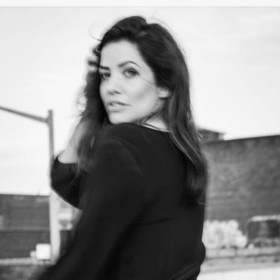 Julie Gonzalo profile Photo