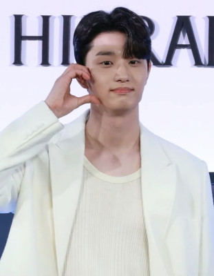 Kim Jae-won (actor, born 2001) profile Photo
