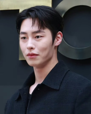 Lee Jae-wook profile Photo