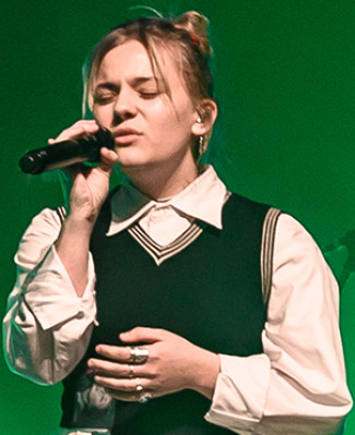 Maisy Stella profile Photo