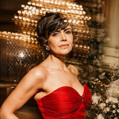 Mandira Bedi profile Photo
