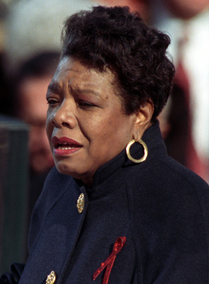 Maya Angelou profile Photo