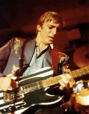 Mick Ronson profile Photo