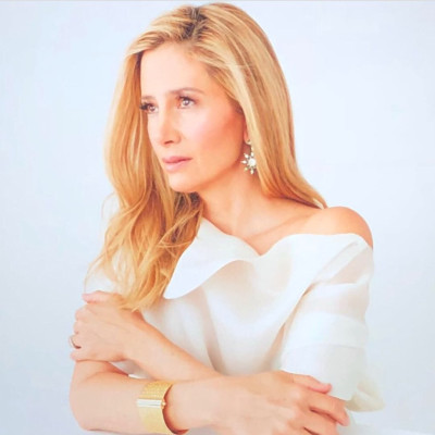 Mira Sorvino profile Photo