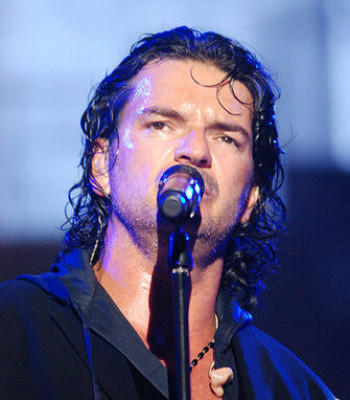 Ricardo Arjona profile Photo