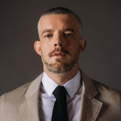 Russell Tovey profile Photo