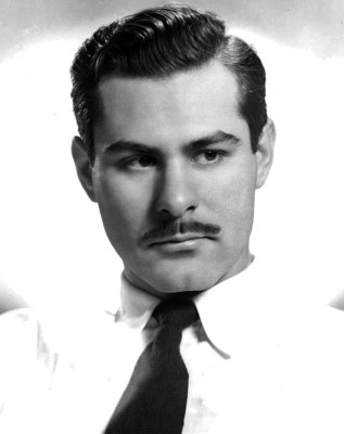 Sam Wanamaker profile Photo