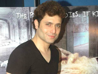 Shiney Ahuja profile Photo
