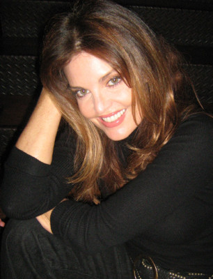 Tracy Scoggins profile Photo