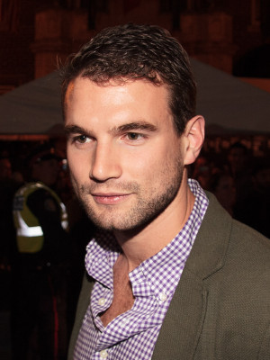 Alex Russell (actor) profile Photo