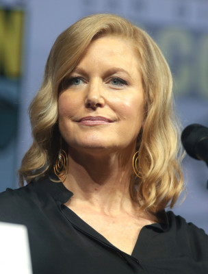 Anna Gunn profile Photo