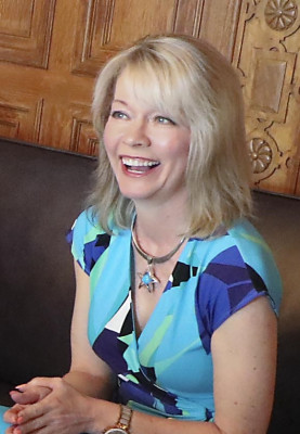 Candice Bergen (politician) profile Photo