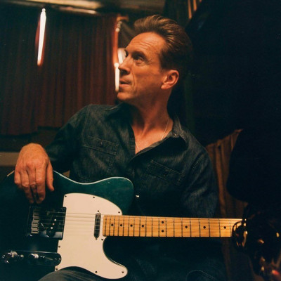Damian Lewis profile Photo