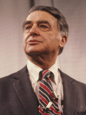 Edwin H. Land profile Photo