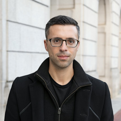 Ezra Klein profile Photo